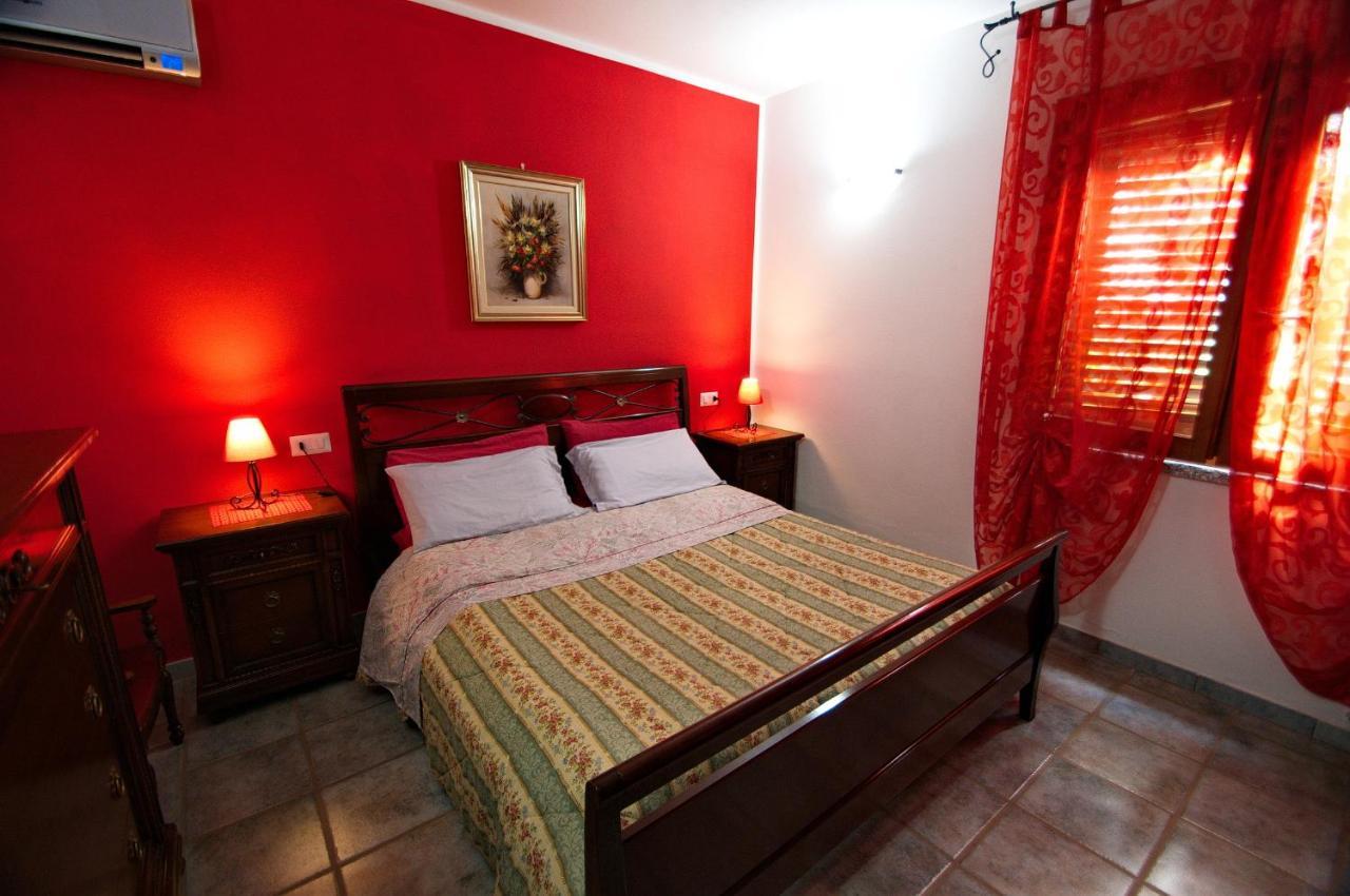 Il Fenicottero Apartment Masainas Bagian luar foto